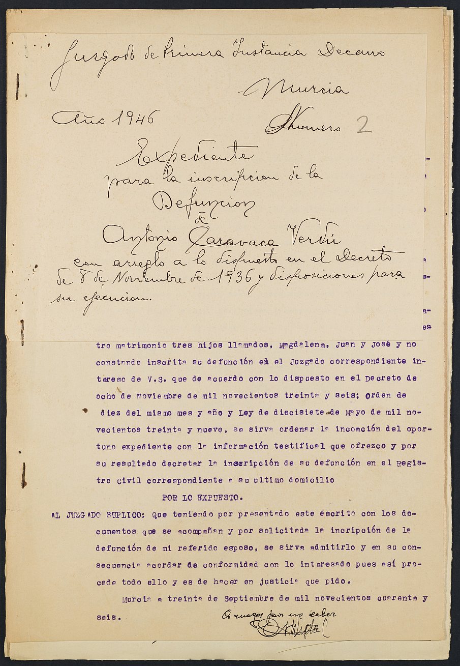 Expediente nº 2/1946 del Juzgado de Primera Instancia de Murcia para la inscripción en el Registro Civil por la defunción en el frente de Antonio Caravaca Verdú.