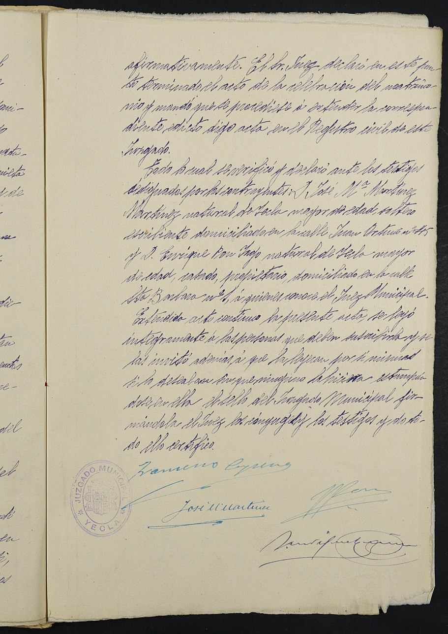 Expediente nº 39 para la inscripción de matrimonio civil en el Registro Civil de Yecla entre Pedro Martínez Silvestre y Dolores Giménez Martínez.