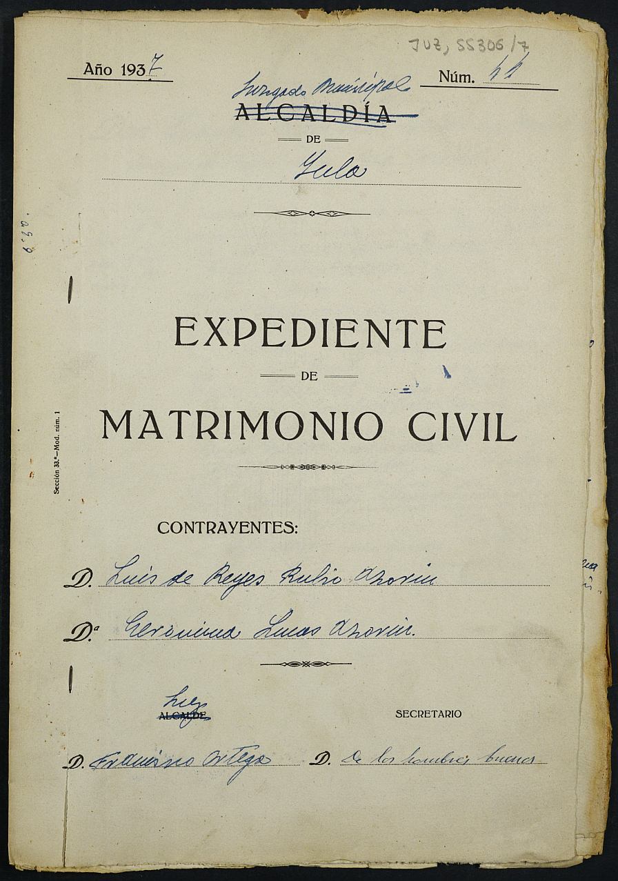 Expediente nº 44 para la inscripción de matrimonio civil en el Registro Civil de Yecla entre Luis de Reyes Rubio Azorín y Gerónima Lucas Azorín.