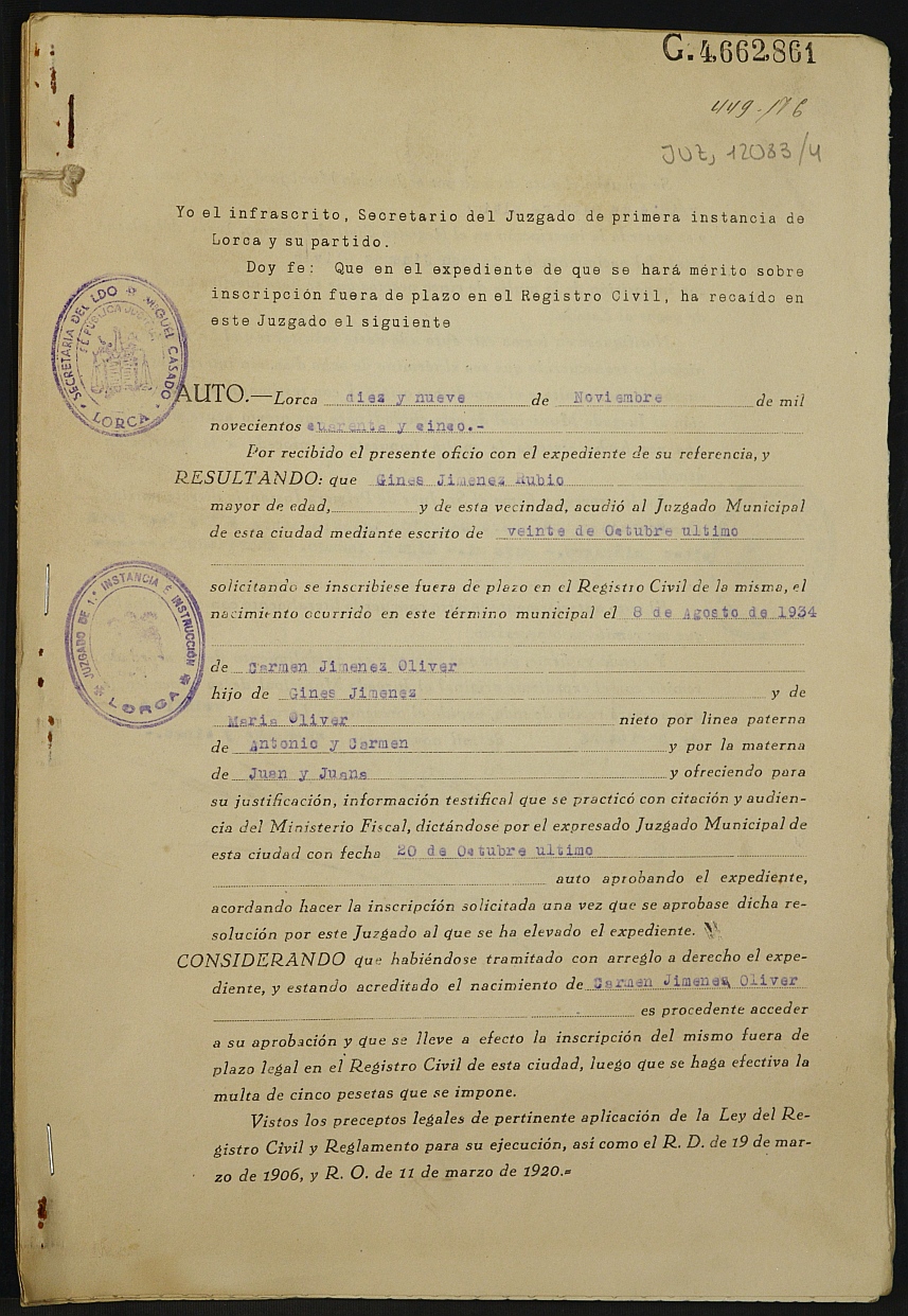 Expediente nº 400/1945 para la inscripción de nacimiento fuera de plazo en el registro civil de Lorca de Carmen Giménez Oliver.