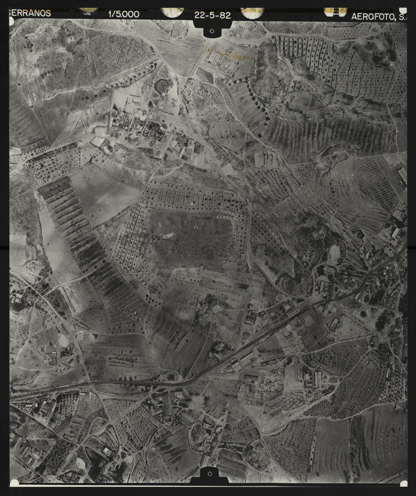 Fotografía aérea del casco urbano de Los Serranos (Totana)