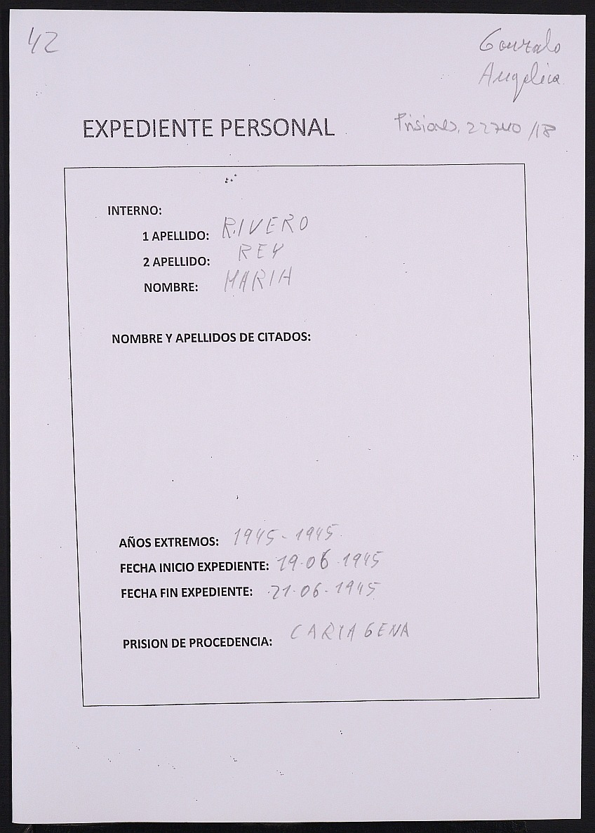 Expediente personal de la reclusa María Rivero Rey.