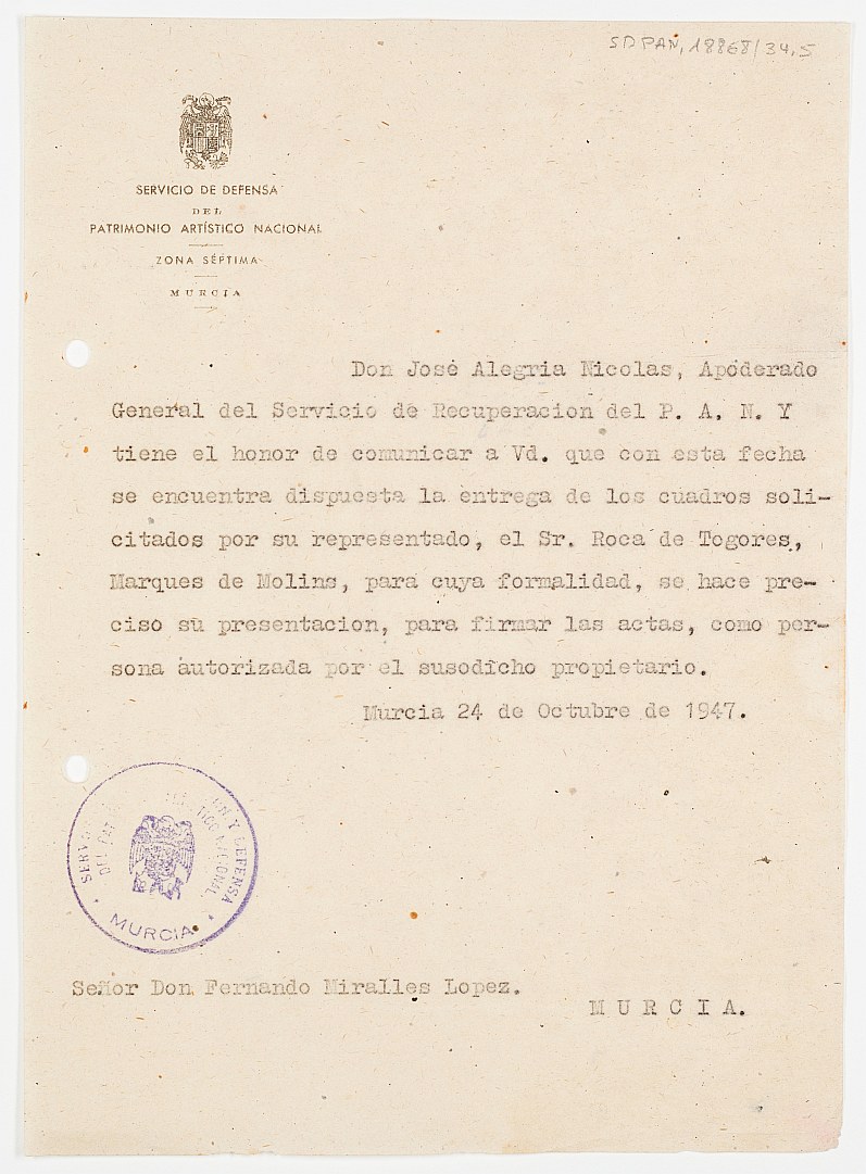 Minuta del oficio enviado a Fernando Miralles López, representante del marqués de Molins, notificándole que se encuentran a su disposición para su recogida los cuadros solicitados propiedad de este último.