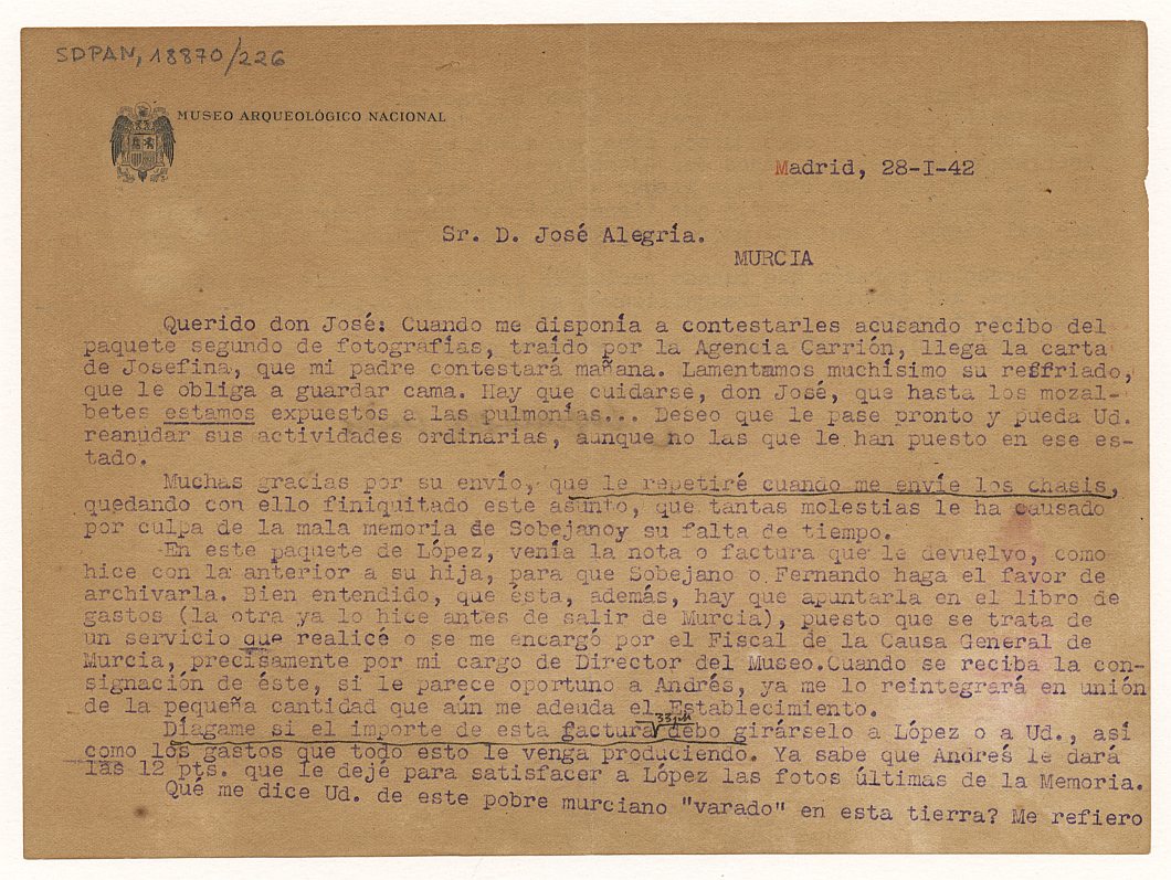 Carta de Augusto Fernández de Avilés dirigida a José Alegría en la que se habla acerca de las copias fotográficas realizadas por López para ilustrar la Causa General de Murcia.